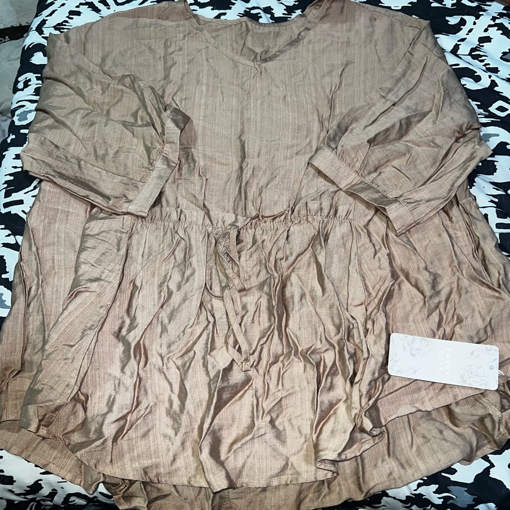 Cute blouse